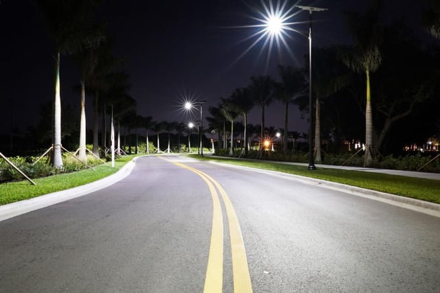 solar street lighting